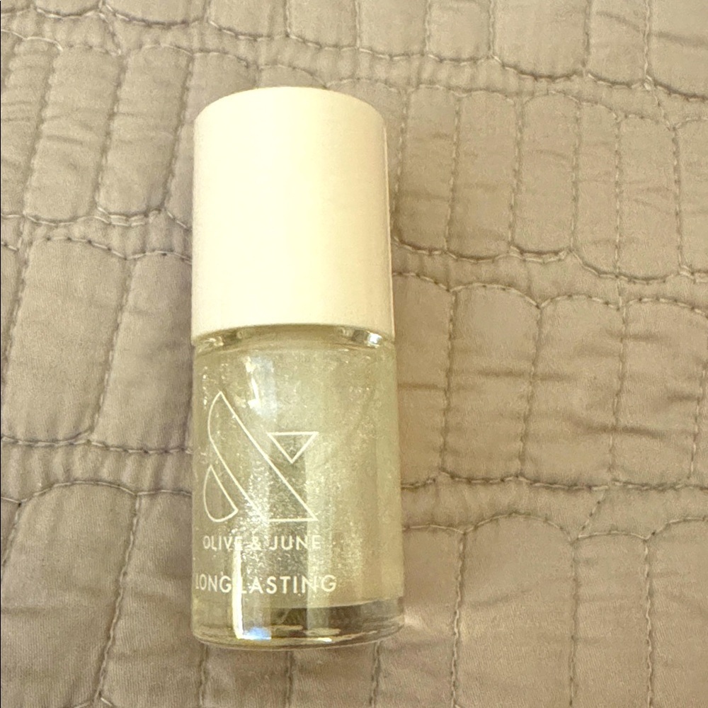 DO NOT BUY!! Olive & June ‘Cosmic’ Organic Polish NEW